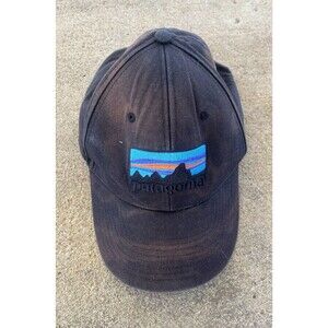 PATAGONIA Men’s Trucker Cap Hat Distressed Thrash Strap-Back Black